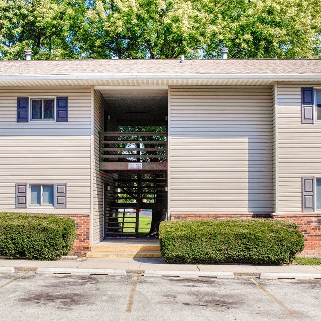 Apartments Bloomington IN Hickory Grove Home